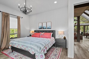 3 bedrooms, iron/ironing board, free WiFi, bed sheets - Three Bears Retreat at MontEagle: Hot tub, Outdoor Fireplace, Firepit, 3 Kings! (Banner Elk)