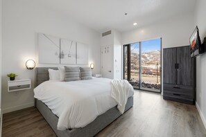 1 bedroom, desk, iron/ironing board, free WiFi
