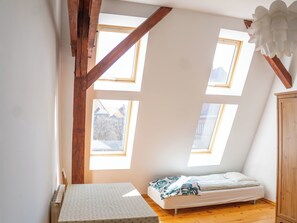 3 Schlafzimmer, Bügeleisen/Bügelbrett, Bettwäsche