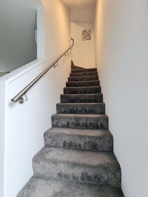 Unclassified image, 4 of 21, button - Central 2BDR 2Bath 1 min to Casino TePai (Christchurch)