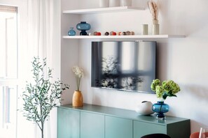 Télévision à écran plat