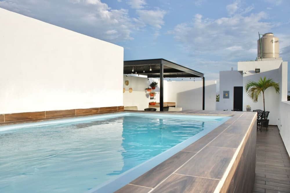 Rincon Colonial Apartments