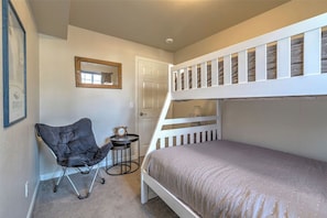 2 Schlafzimmer, Bügeleisen/Bügelbrett, WLAN, Bettwäsche