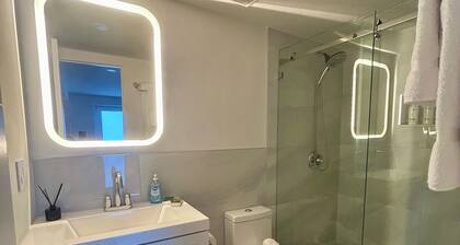 Charming studio in lovely Hialeah with AC, WiFi