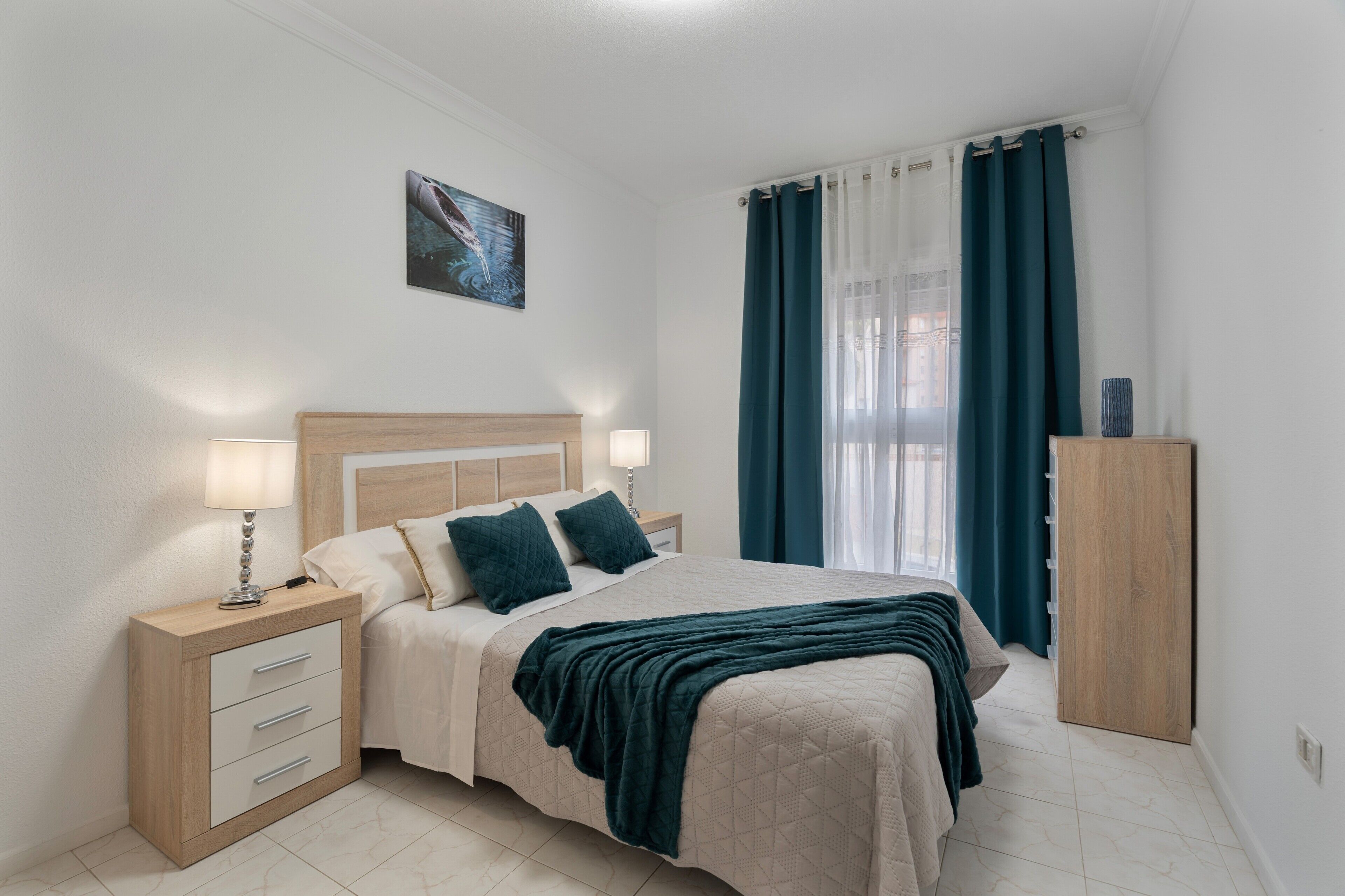 2 habitaciones, wifi gratis y ropa de cama 