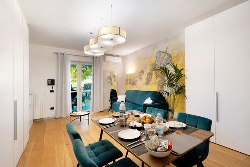 Appartement 'Granaio Nr 5' avec piscine partagée, Wi-Fi et climatisation