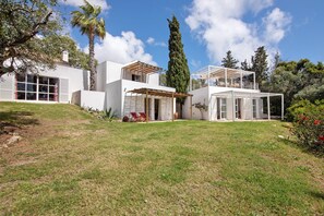 Exterior - Villa 'Casa Do Pateo' with Private Pool, Wi-Fi and Air Conditioning (Guia)