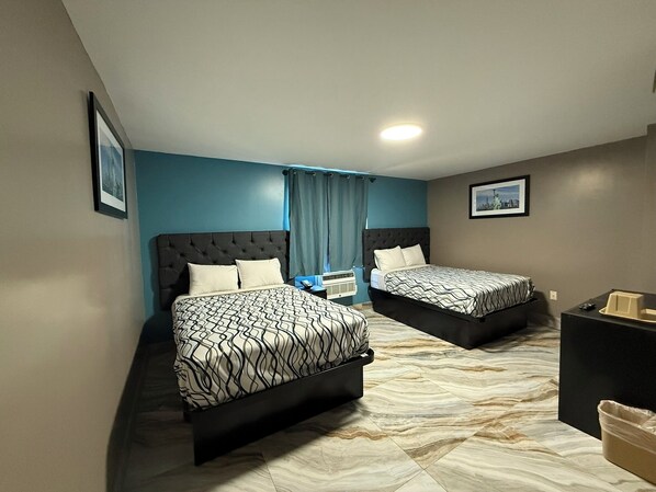 Deluxe Double Room, 2 Double Beds, Non Smoking | Iron/ironing board, free WiFi - Beauty Rest Hotel (Edison)