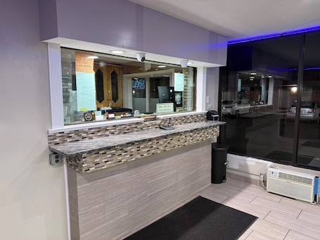 Reception. Beauty Rest Hotel