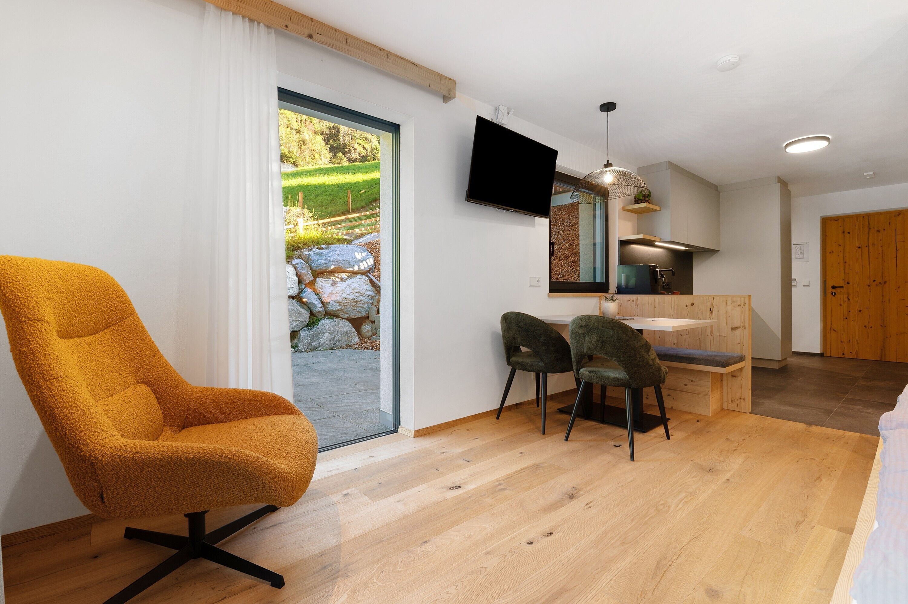 Ferienwohnung 'Lodge 2' Mit Bergblick, Privater Terrasse Und Wi-fi - Sterzing