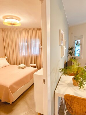 1 bedroom, iron/ironing board, free WiFi, bed sheets - Holiday Home 'La Casita De La Playa' with Sea Views, Wi-Fi and Air Conditioning (Miami Platja)