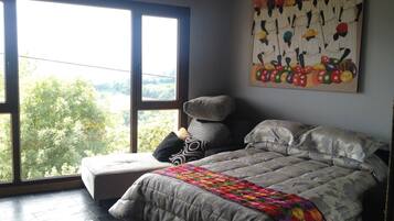 3 Schlafzimmer, BĂŒgeleisen/BĂŒgelbrett, kostenloses WLAN, BettwĂ€sche