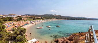 Apartment 'Rustico' with Sea View, Private Terrace and Air Conditioning