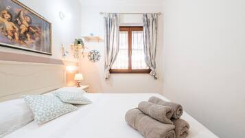 2 Schlafzimmer, Bügeleisen/Bügelbrett, kostenloses WLAN, Bettwäsche