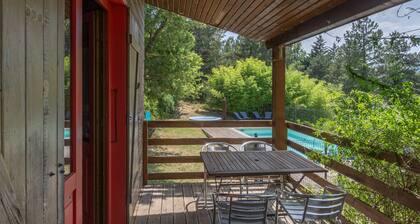 Chalet 'Rouge 4 Personnes' avec balcon et Wi-Fi