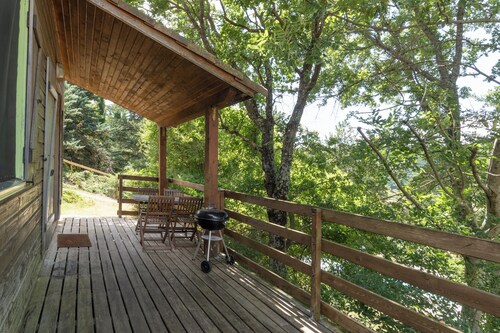 Chalet 'Vert 4 Personnes' avec balcon et Wi-Fi