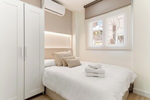 Iron/ironing board, free WiFi, bed sheets - Cala Azul - La Cala Home - La Cala de Mijas - just steps from the beach (La Cala de Mijas)