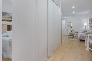 1 chambre, fer et planche à repasser, Wi-Fi gratuit, draps fournis