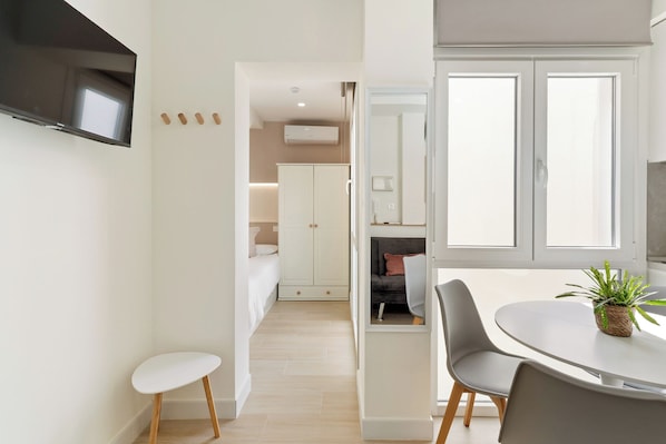 Interior - La Cala Home - Cala Luna – Bright Upper-Floor Studio Steps from the Beach (La Cala de Mijas)