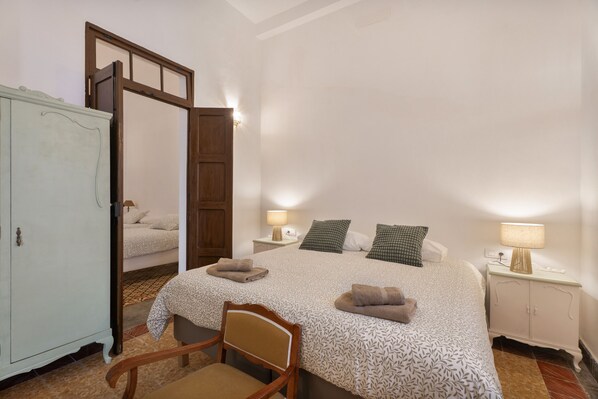 3 soverom, strykejern/-brett, wi-fi (inkludert) og sengetøy