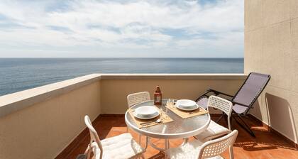 Vacation Apartment 'Casa Del Sabio' with Sea View, Balcony and Wi-Fi