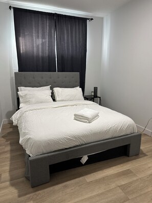 2 bedrooms, iron/ironing board, WiFi, bed sheets