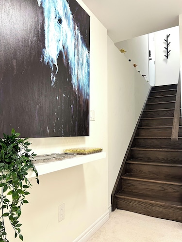 Stylish Modern Luxury Stay
