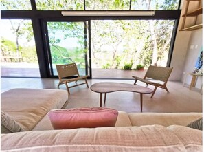 Interior - New Villa above Hermosa Beach. AC, Wi-Fi, Pool ! (Provincia de Puntarenas)