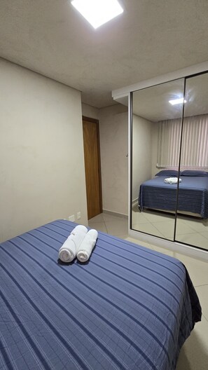 1 室のベッドルーム、アイロン / アイロン台、WiFi、�ベッドシーツ
