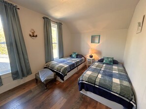 4 bedrooms, free WiFi, bed sheets