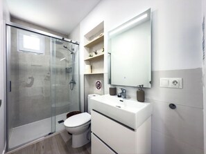 Hair dryer, towels - Villa Tarifa (Torrox)