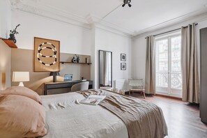 アイロン / アイロン台、WiFi、ベッドシーツ