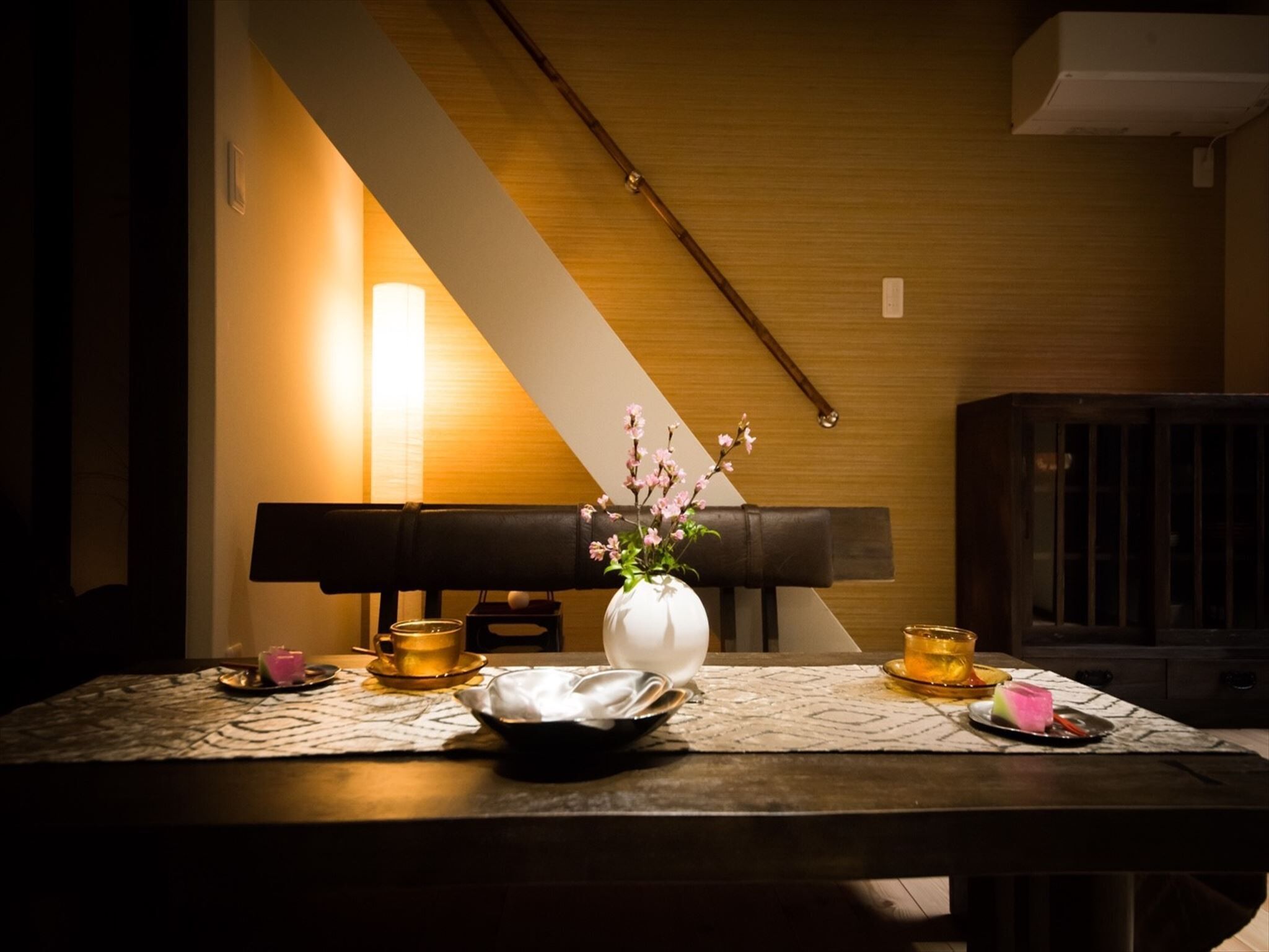 Apartment | Living area | 27-inch LCD TV with digital channels