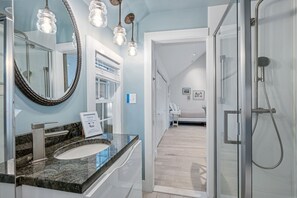 Shower, towels