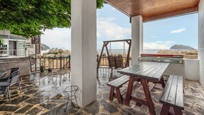 Basic Room, 1 Bedroom (Apt. 101, Building B) | 1 bedroom, free WiFi - The Sea Angler's Pension in Namhae (Namhae)