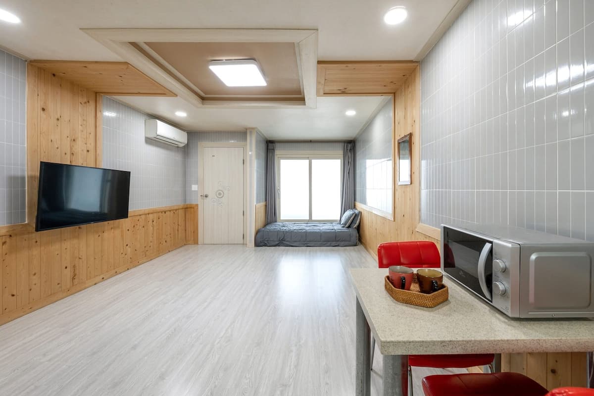 Chambre, 1 chambre (Apt. 101, Building A)