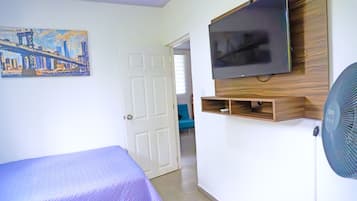 3 chambres, fer et planche Ă  repasser, Wi-Fi, draps fournis
