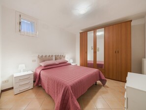 2 bedrooms, internet