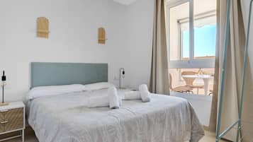 1 makuuhuone, silitysrauta/-lauta, internet, vuodevaatteet