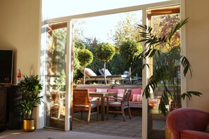 スマートテレビ、暖炉