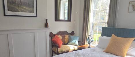 2 chambres, fer et planche Ă repasser, Wi-Fi, literie fournie