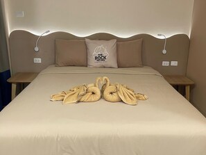 Hypo-allergenic bedding, free WiFi, bed sheets - The Rock Patong Comfort Stay (Patong)