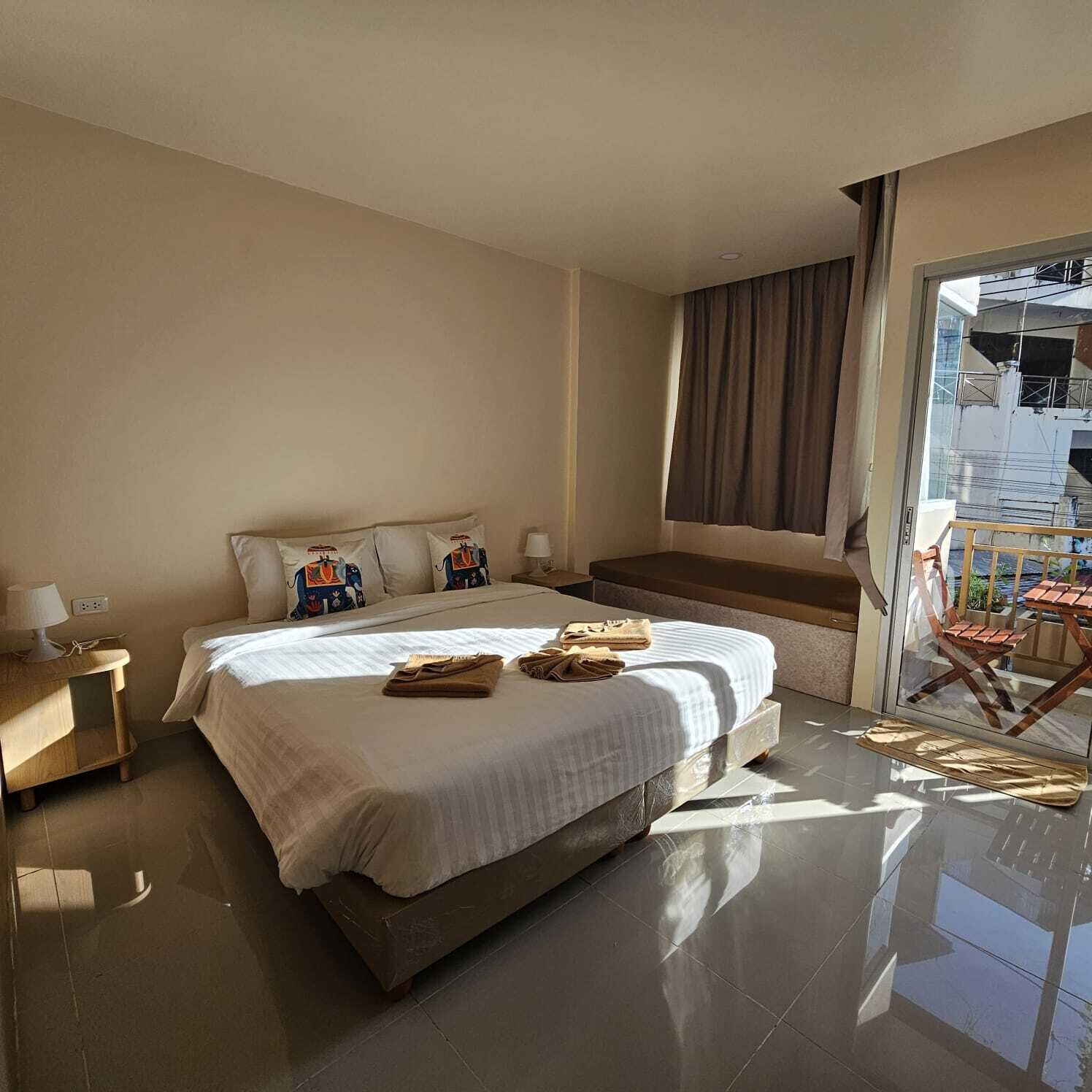 Ropa de cama hipoalergénica, wifi gratis y ropa de cama 