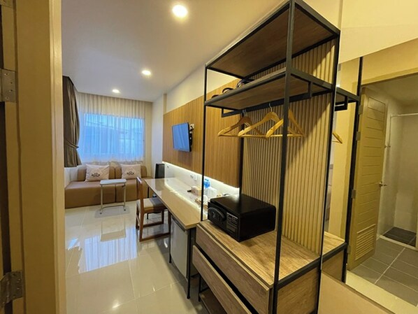 Hypo-allergenic bedding, free WiFi, bed sheets - The Rock Patong Comfort Stay (Patong)