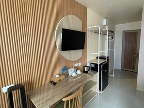 Bộ đồ giường kháng dị ứng, két bảo mật tại phòng 