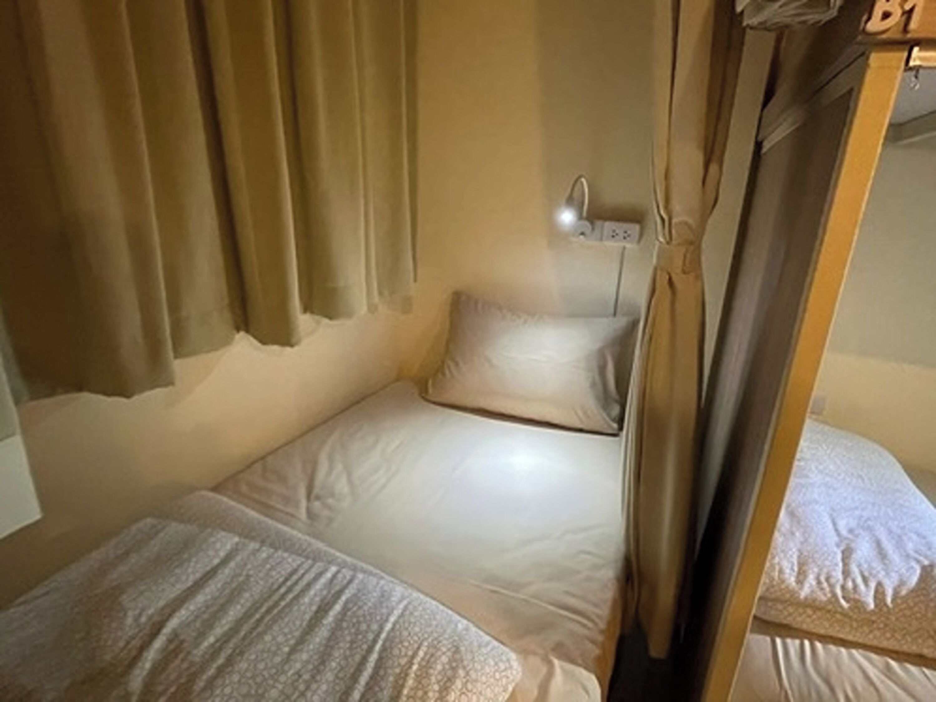 Slaapzaal, gemengd | Hypoallergeen beddengoed, een kluis op de kamer, gratis wifi, beddengoed