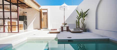 Piscine extérieure