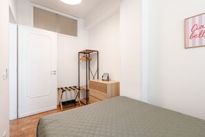 2 bedrooms, iron/ironing board, travel cot, WiFi