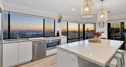 Wildwood, ocean views to the horizon