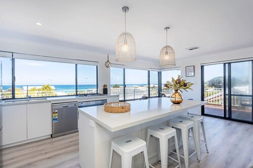 Wildwood, ocean views to the horizon